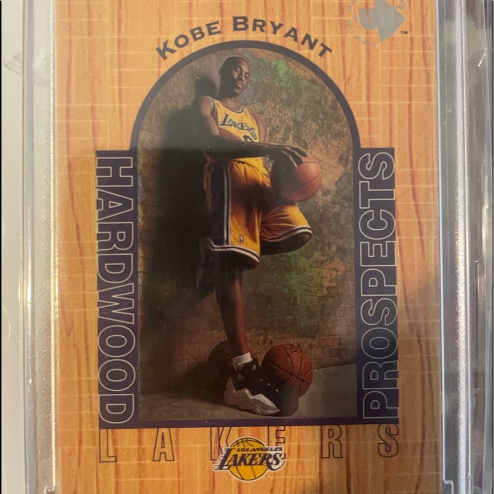 Kobe Bryant UD3 Mint Con